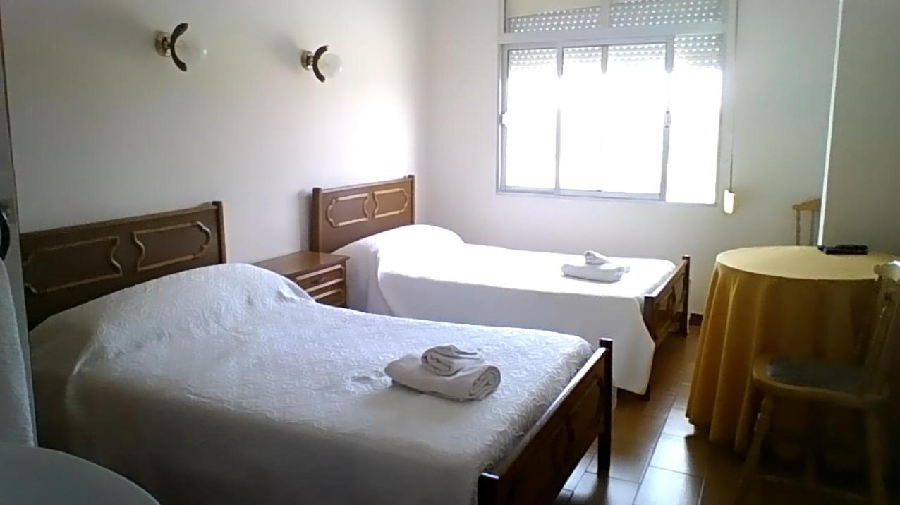 Hostal Restaurante Galicia Villardefrades Екстериор снимка